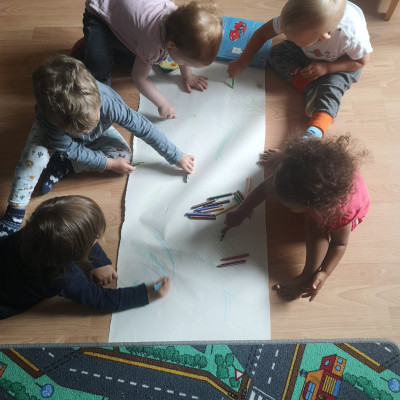 Alle zusammen Alle zusammen